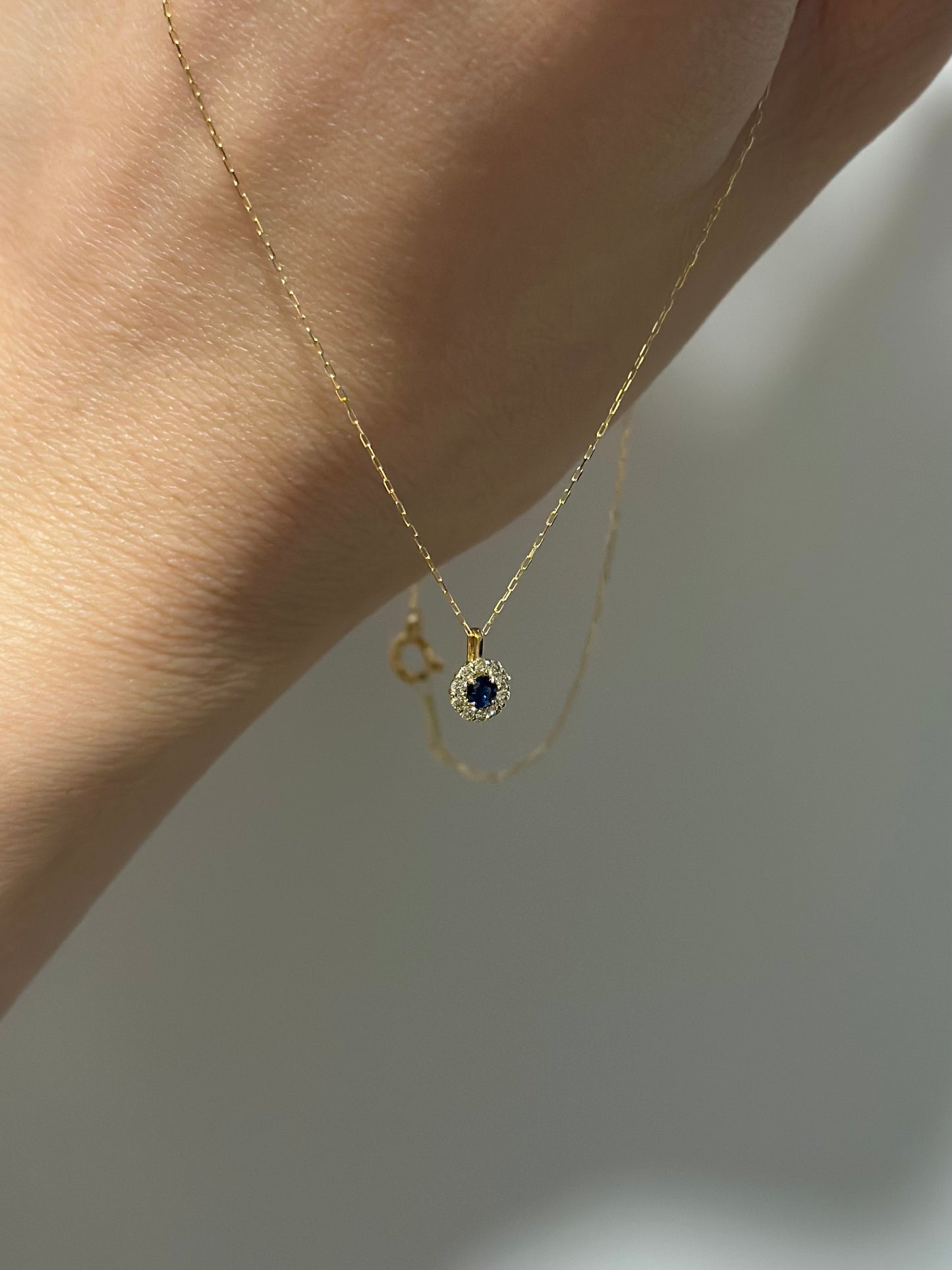 18K Solid Gold Sapphire And Natural Diamond Necklace