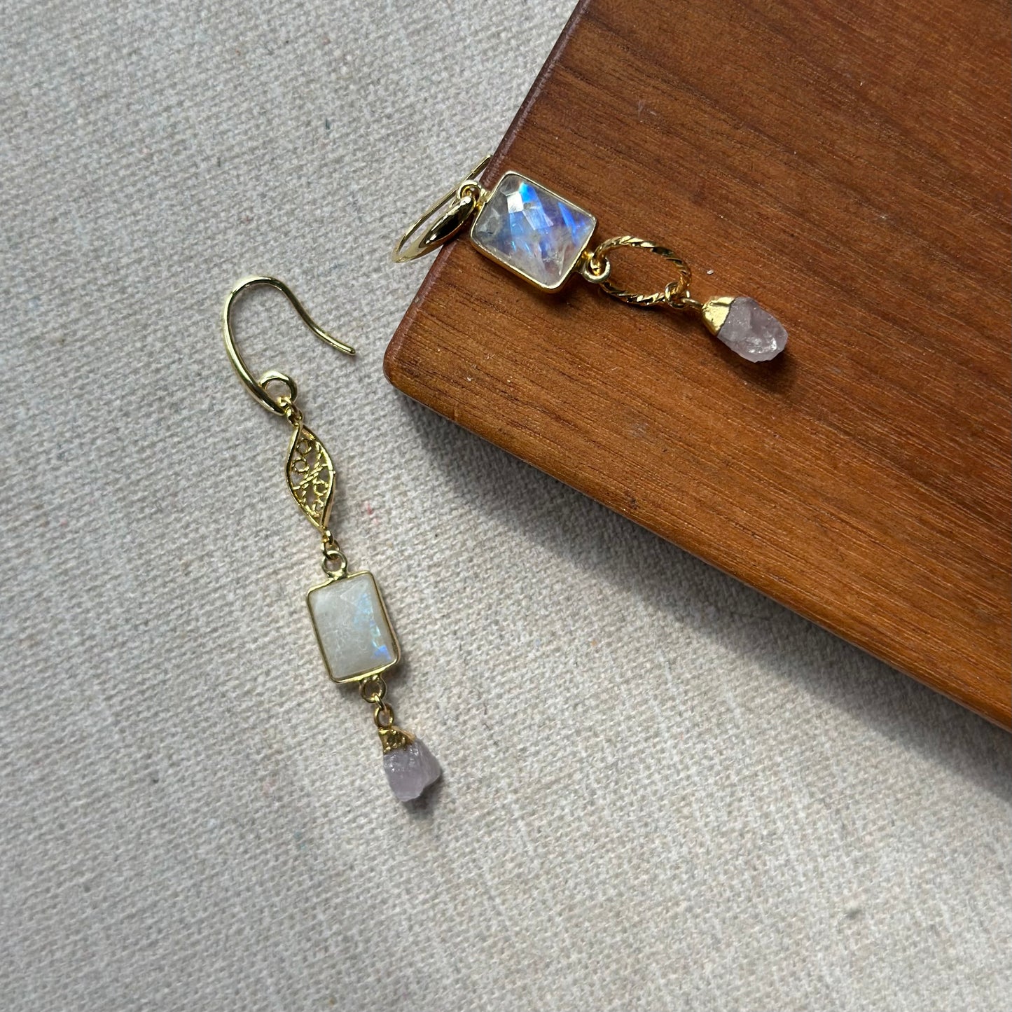 Moonstone And Amethyst Asymmetric Gold-plated Earring