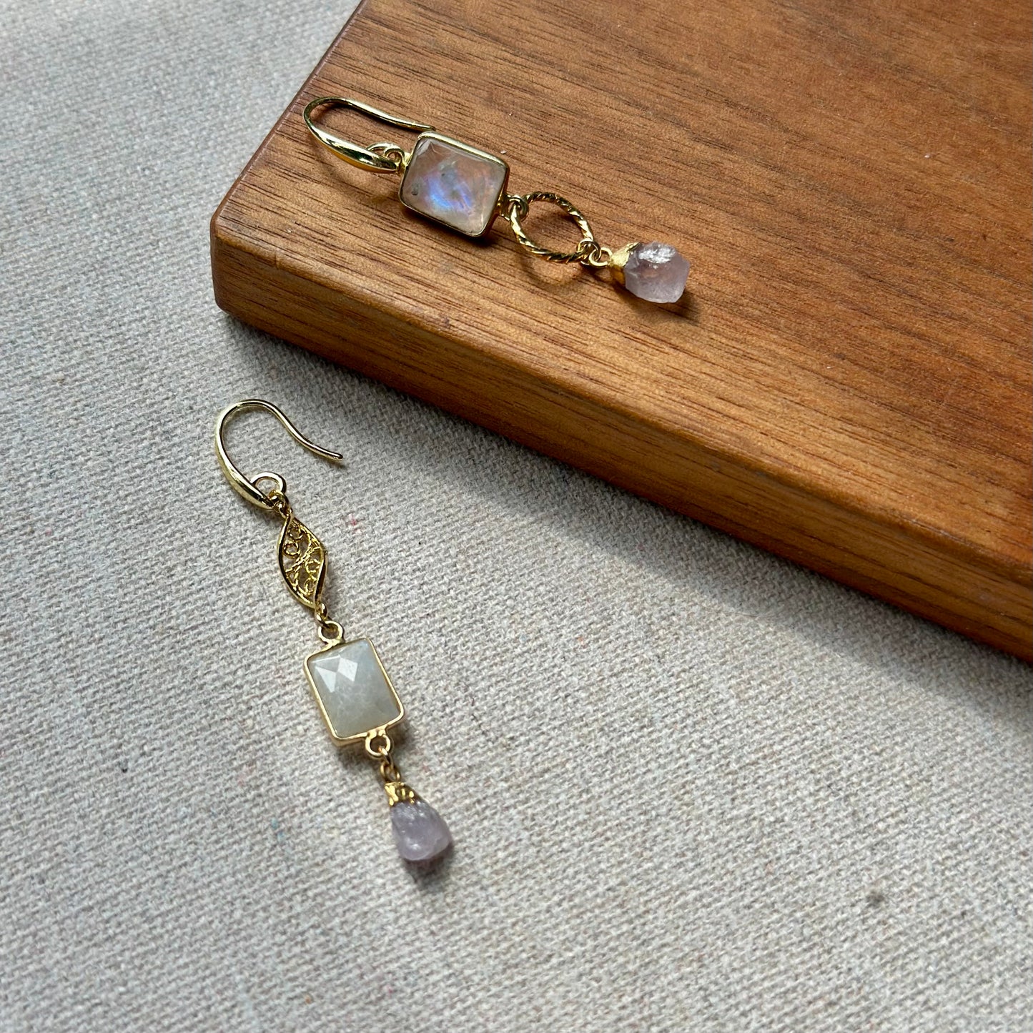 Moonstone And Amethyst Asymmetric Gold-plated Earring