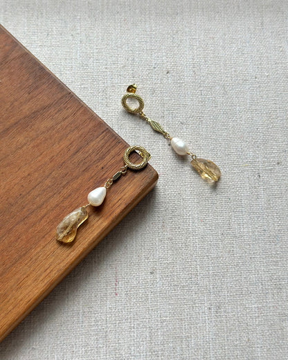 Citrine And Freshwater Pearl Gold-plated Earring