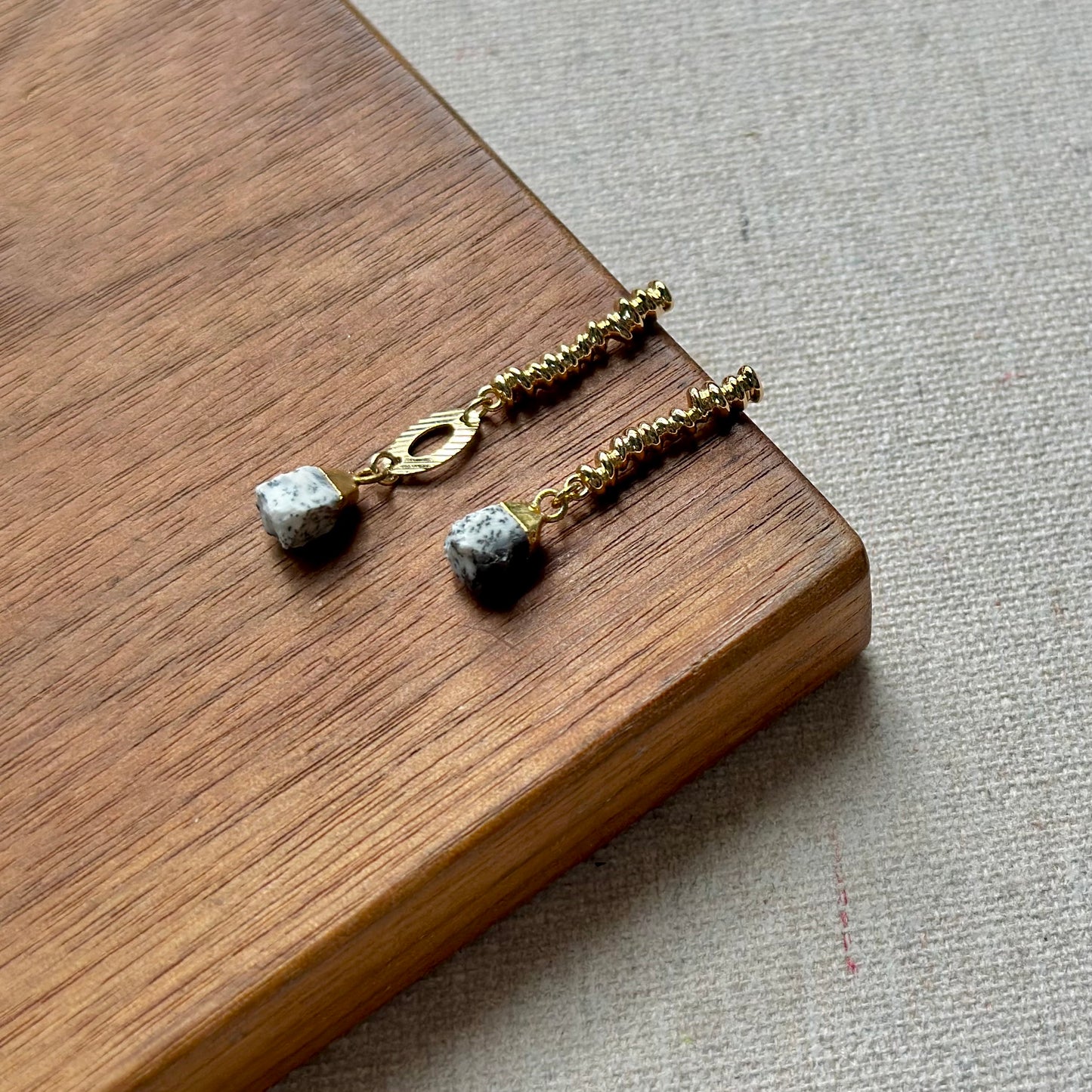 Dendritic Agate Textured Gold-plated Earring