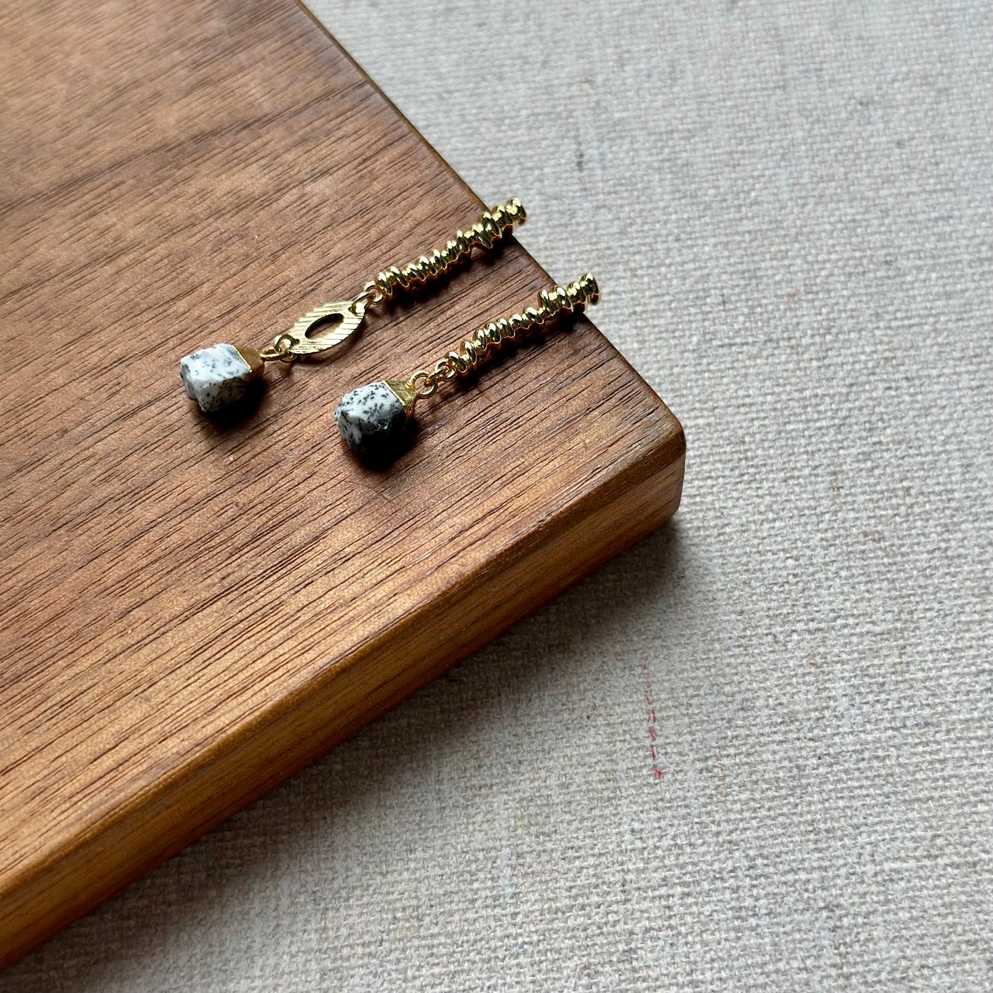 Dendritic Agate Textured Gold-plated Earring