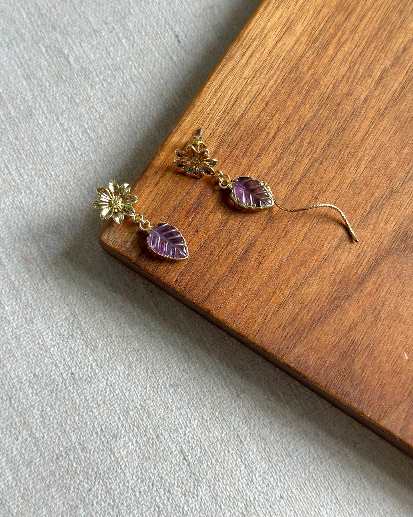 Amethyst Leaves And Floral Gold-plated Ear Stud
