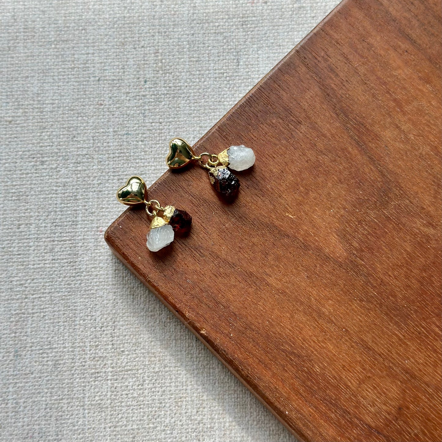 Garnet And Moonstone Heart Gold-plated Ear Stud
