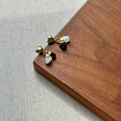 Garnet And Moonstone Heart Gold-plated Ear Stud