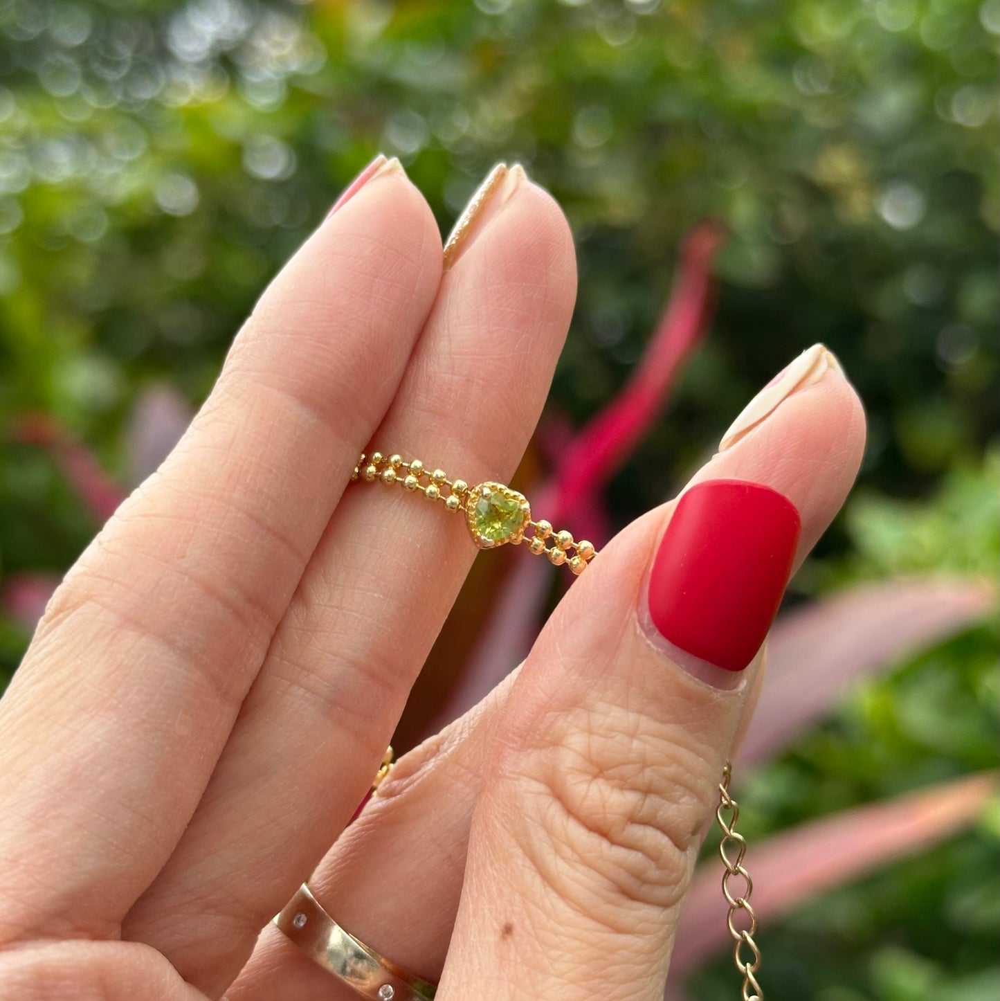 Peridot Heart Double Ball Beaded Chain Gold-plated Bracelet