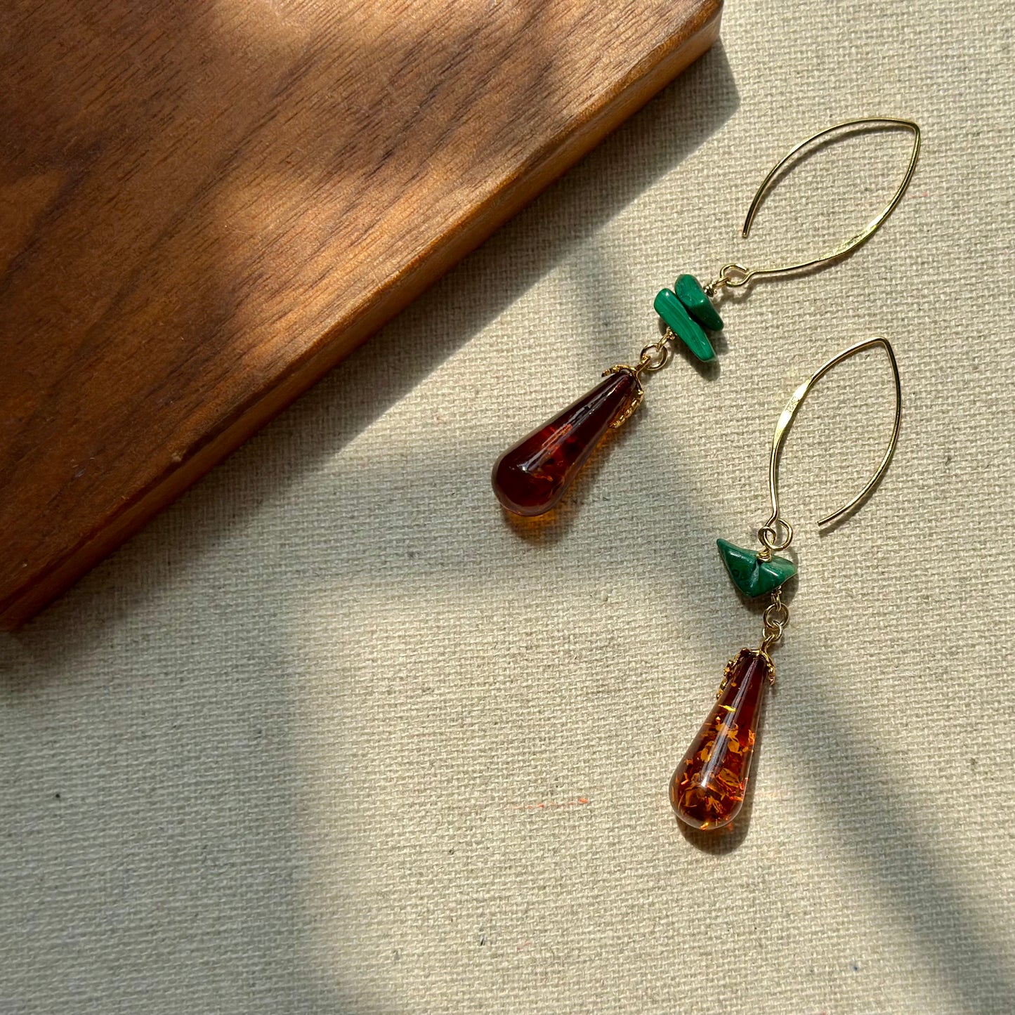 Amber And Malachite Gold-plated Earring