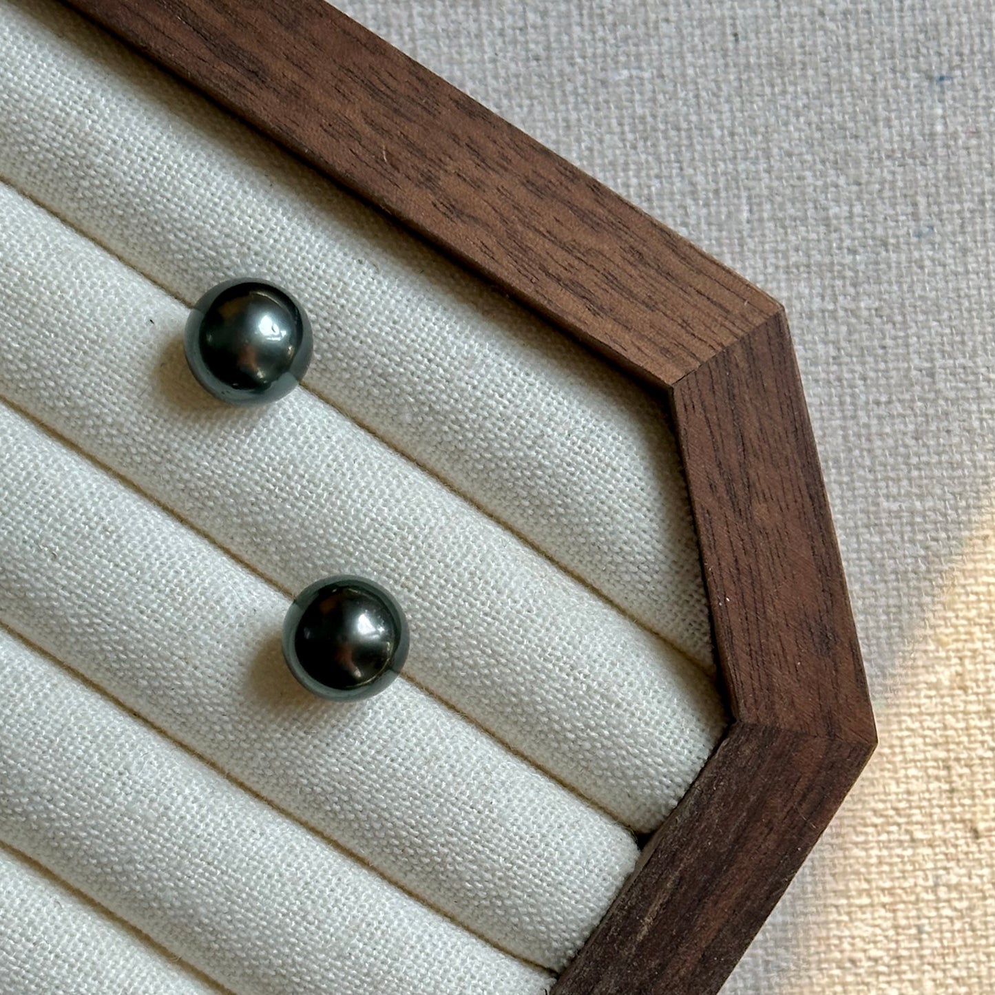 18K Solid Real Gold Tahiti Pearl 9-10mm Ear Stud