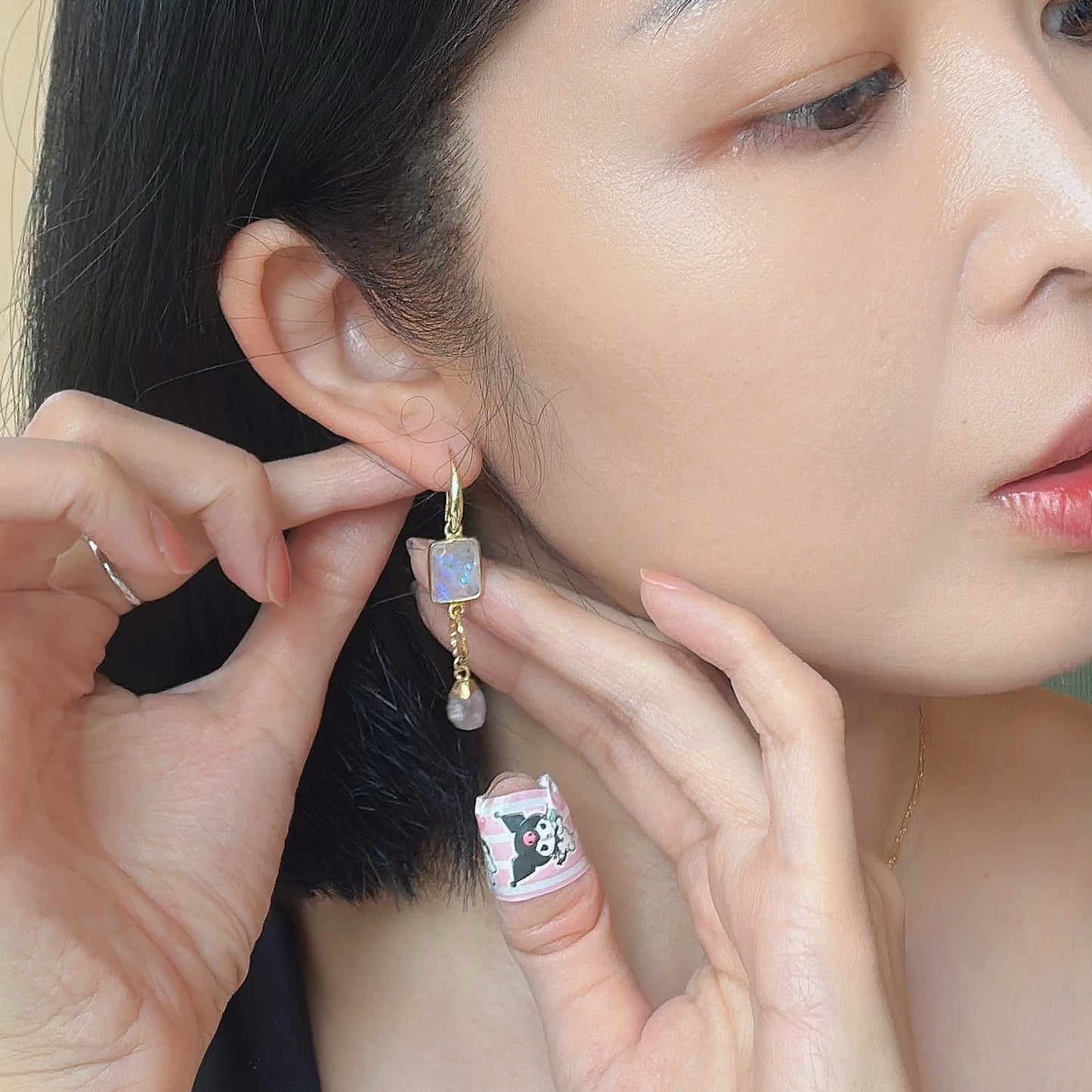 Moonstone And Amethyst Asymmetric Gold-plated Earring