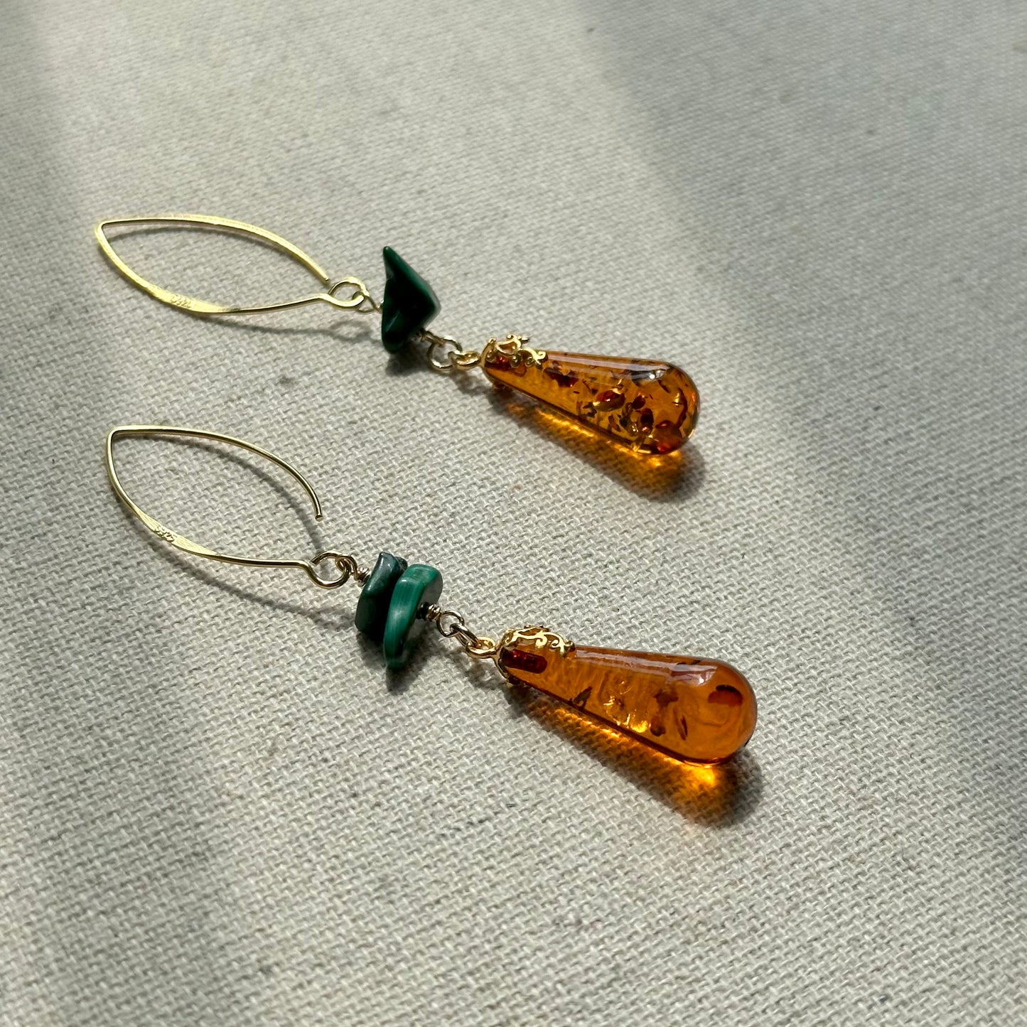 Amber And Malachite Gold-plated Earring