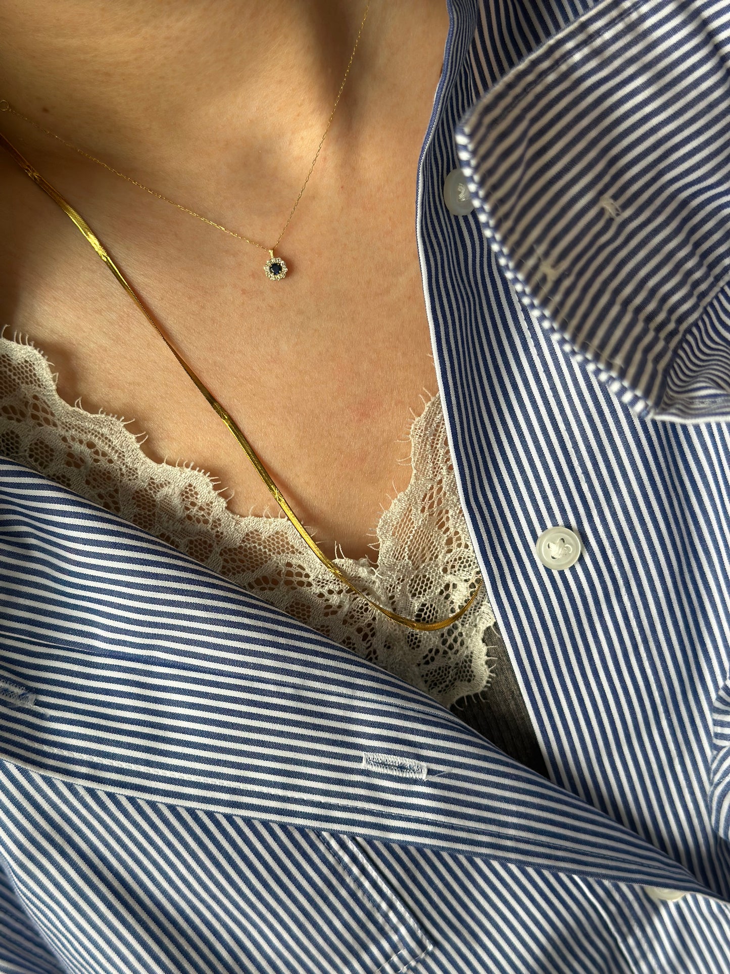 18K Solid Gold Sapphire And Natural Diamond Necklace