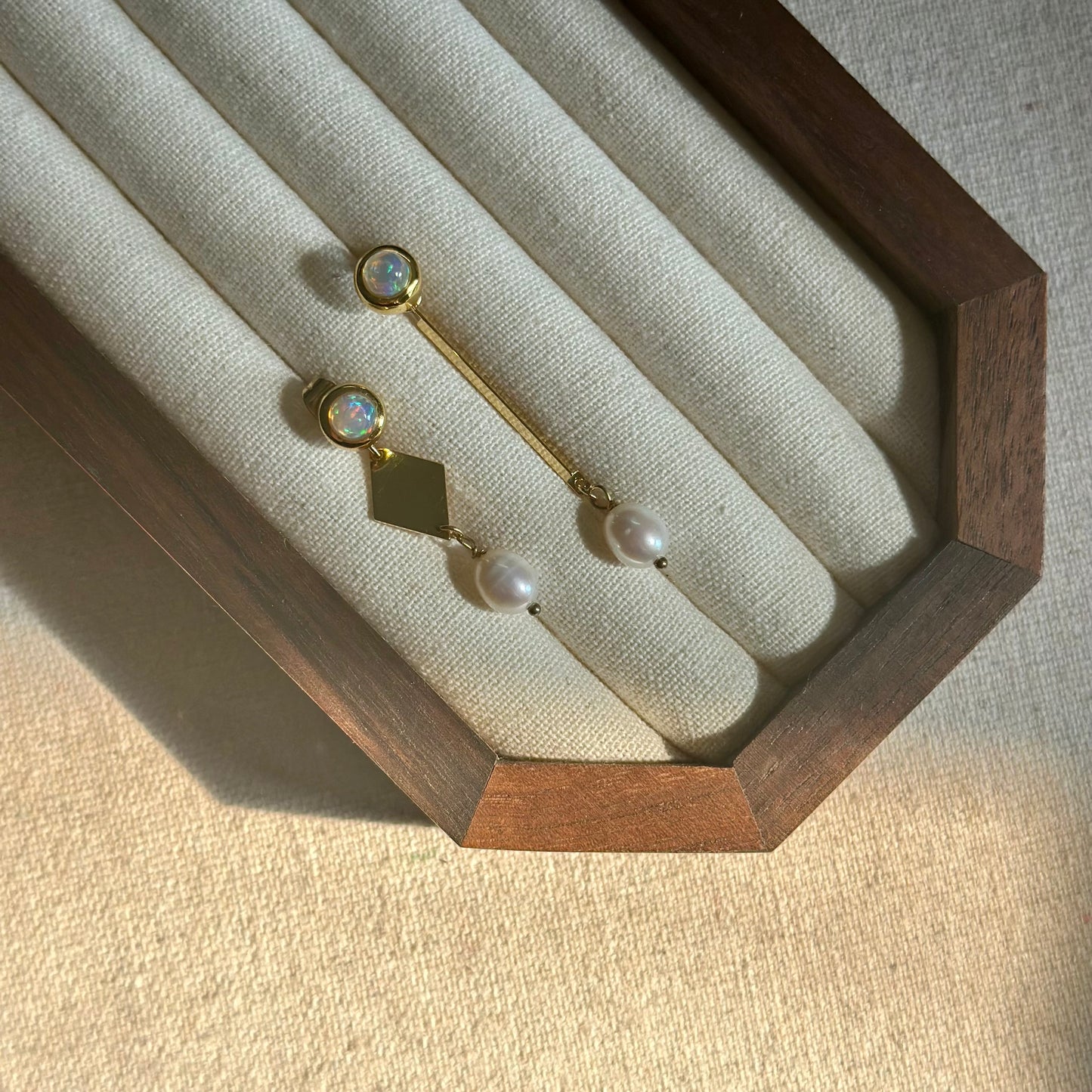 Opal And Freshwater Pearl Geometric Two-way Earring