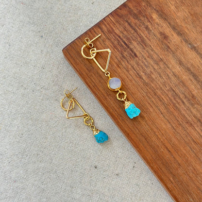 Turquoise And Moonstone Raw Stone Gold-plated Ear Hoop