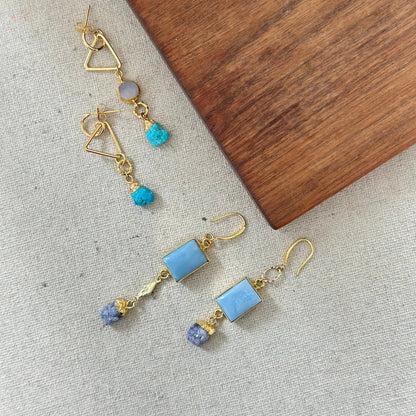 Turquoise And Moonstone Raw Stone Gold-plated Ear Hoop