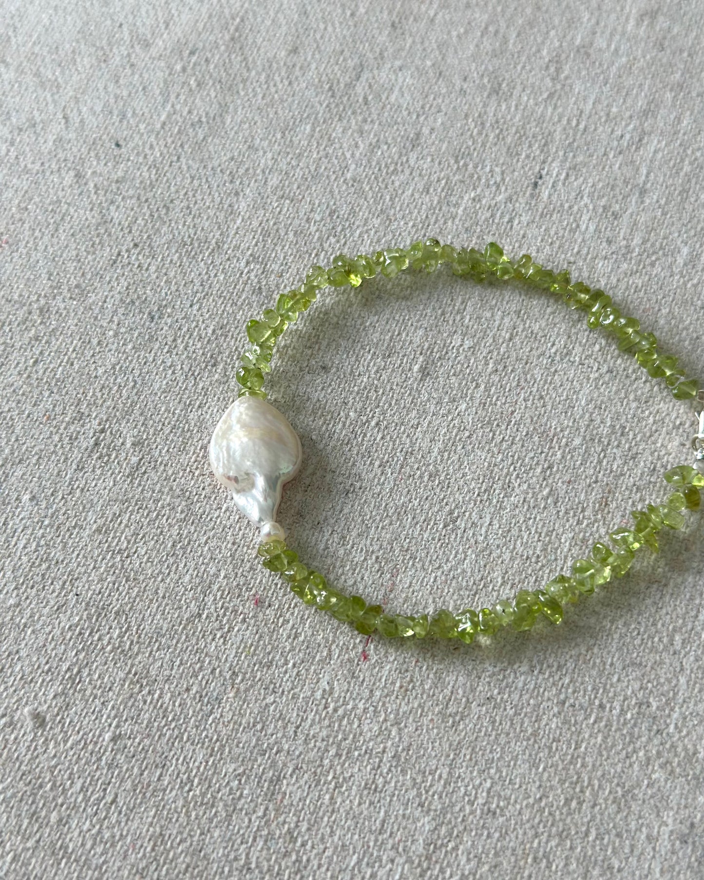 Peridot And Freshwater Pearl Beaded Bracelet