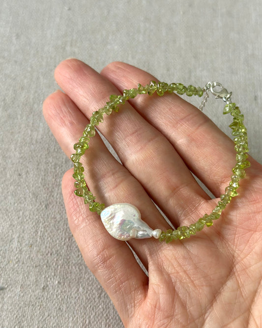 Peridot And Freshwater Pearl Beaded Bracelet