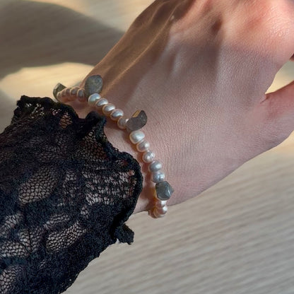 Freshwater Pearl And Labradorite Beaded Bracelet