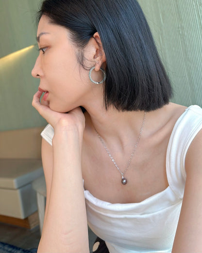 18K White Solid Gold Black Tahiti Pearl And Natural Diamond Pendant