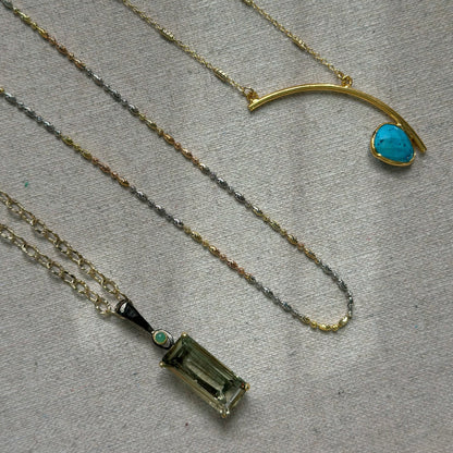 Turquoise Curved Gold-plated Necklace