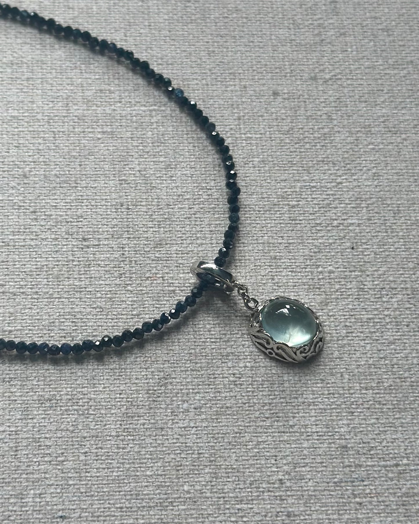 Sapphire Beaded And Detachable Prehnite Necklace