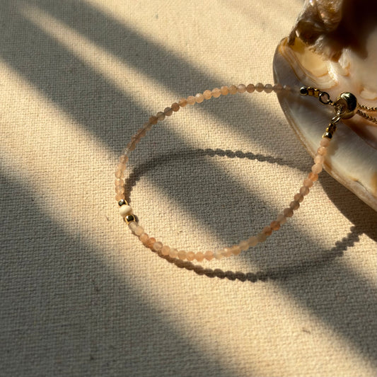 Sunstone And Freshwater Pearl  Beaded Adjustable Gold-plated Bracelet