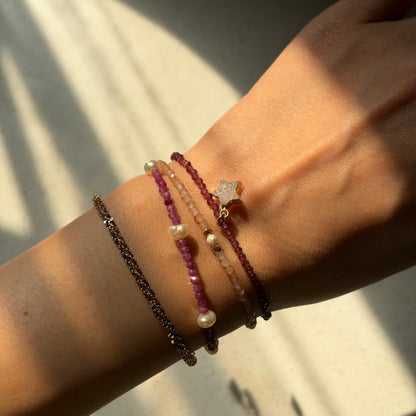 Sunstone And Freshwater Pearl  Beaded Adjustable Gold-plated Bracelet