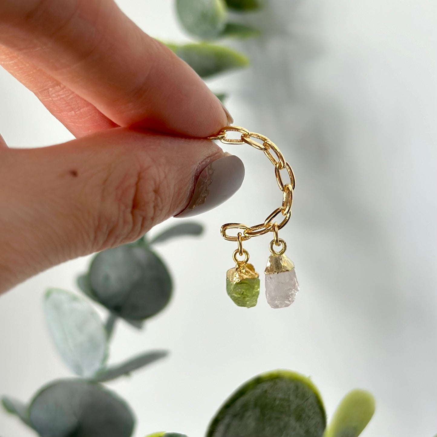 Rose Quartz And Peridot Raw Stone Gold-plated Ear Hoop