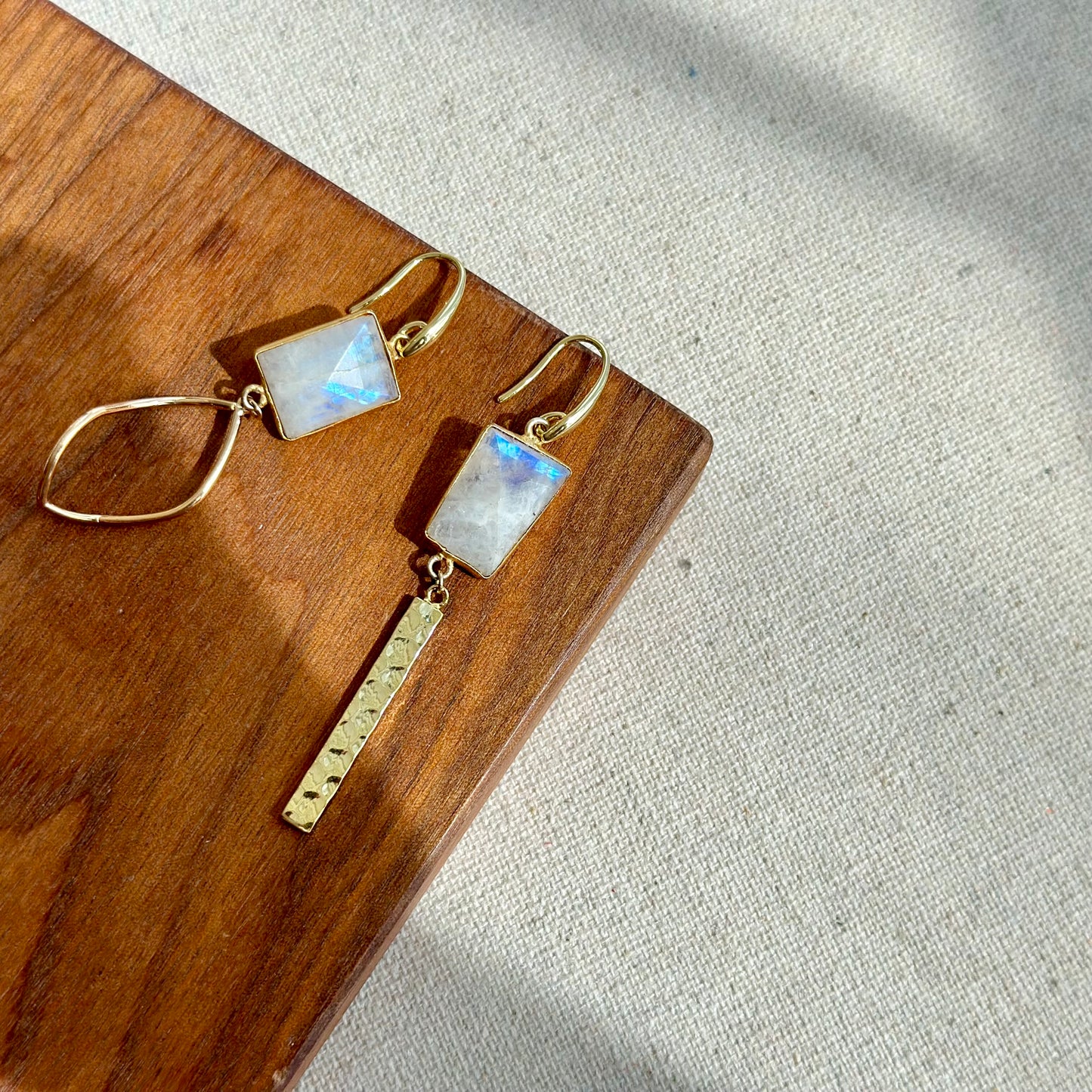 Moonstone Asymmetric Gold-plated Earring