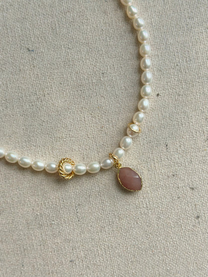 Freshwater Pearl Oval Shape Beaded And Sunstone Necklace