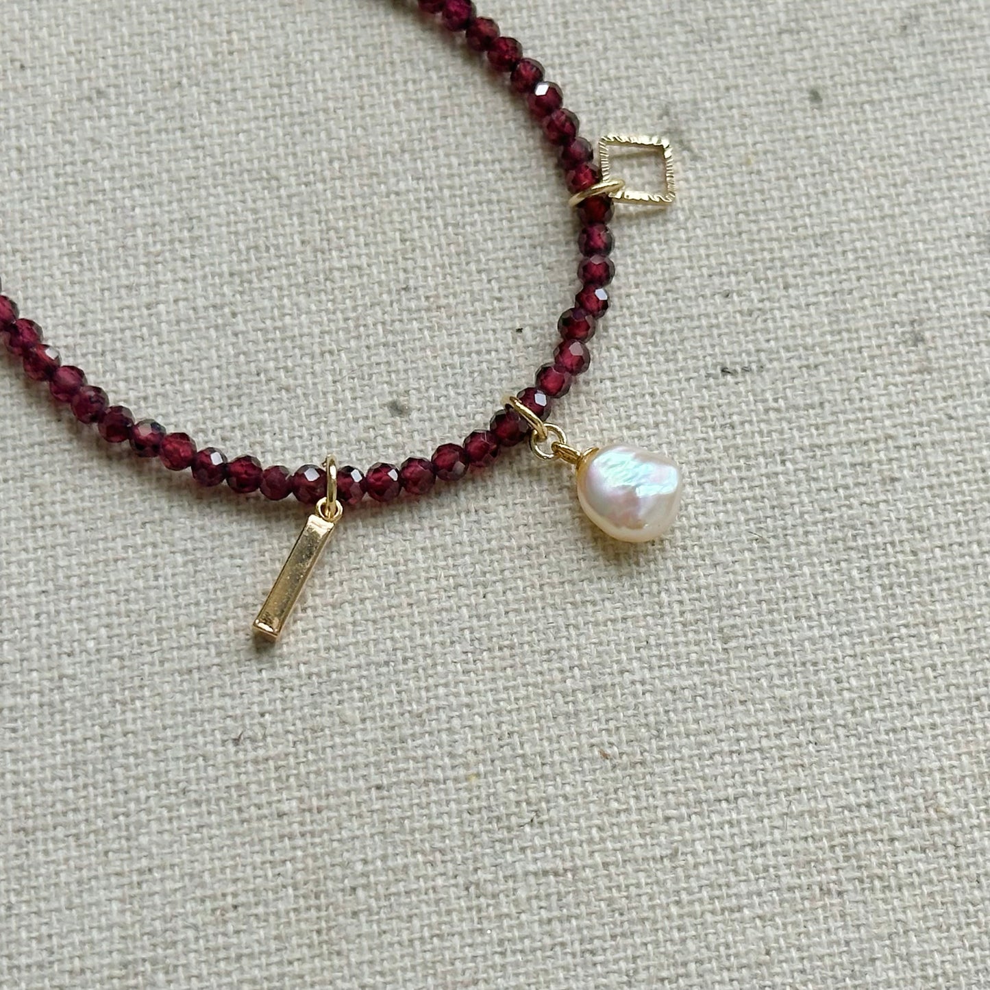 Garnet Beaded And Freshwater Pearl Bracelet