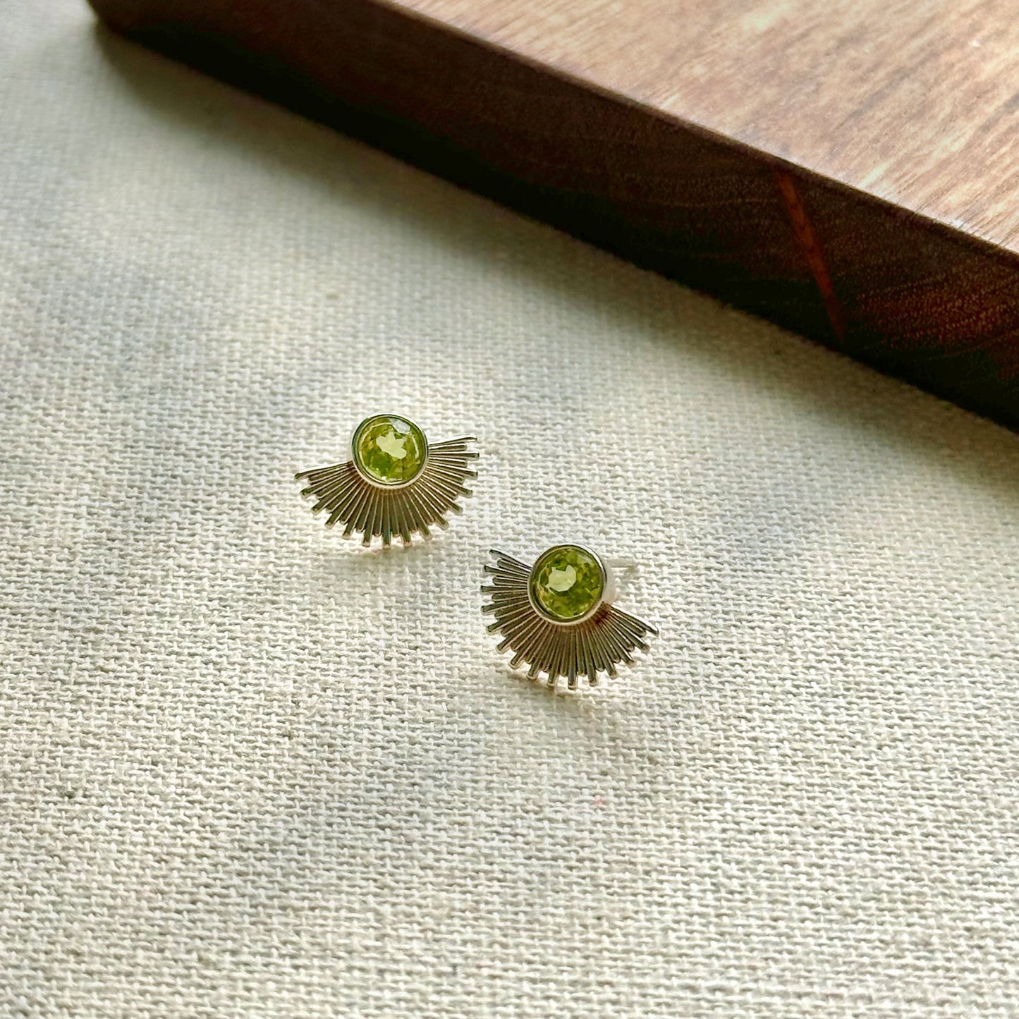 Peridot Sun Sterling Silver Ear Stud