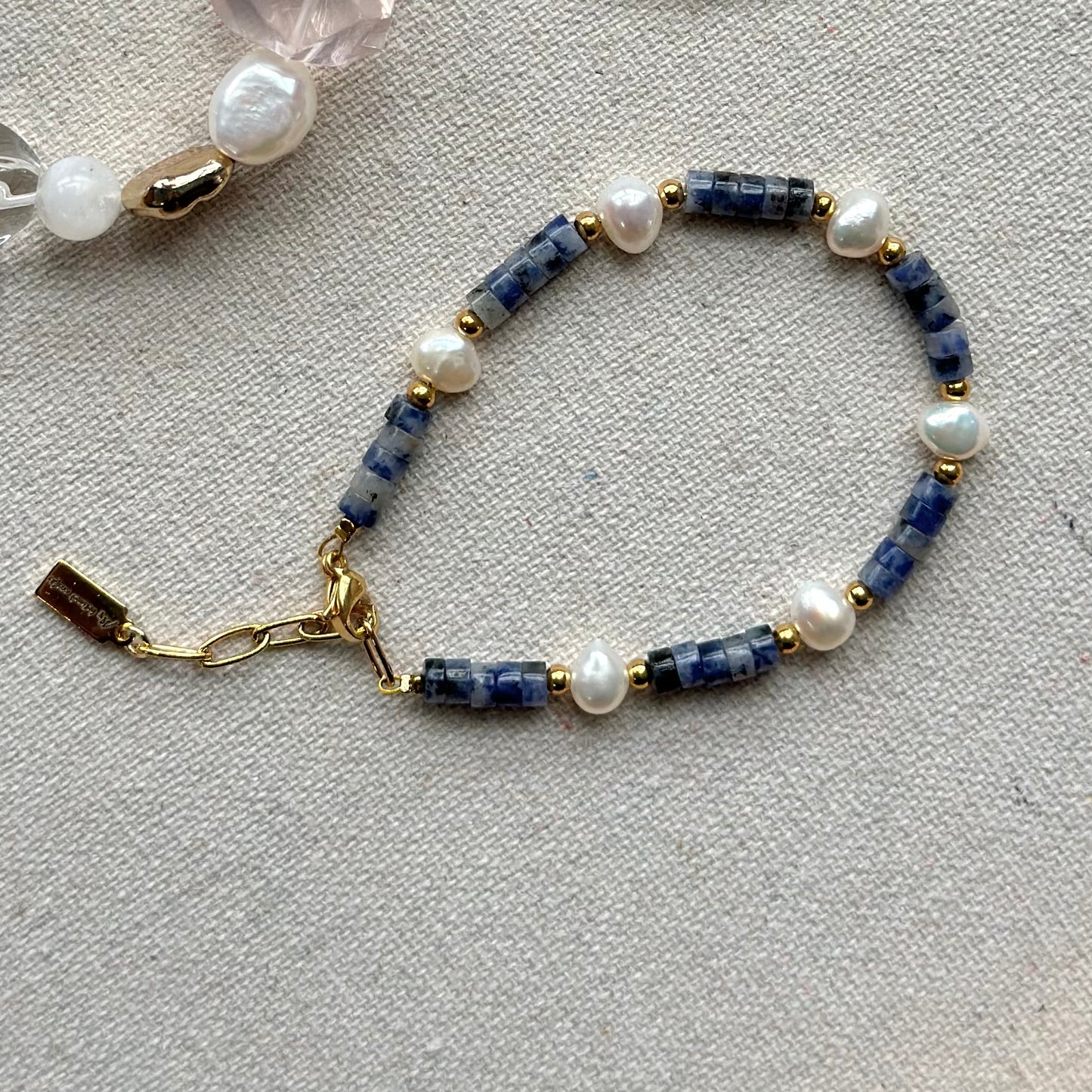 Sodalite And Freshwater Pearl Beaded Bracelet