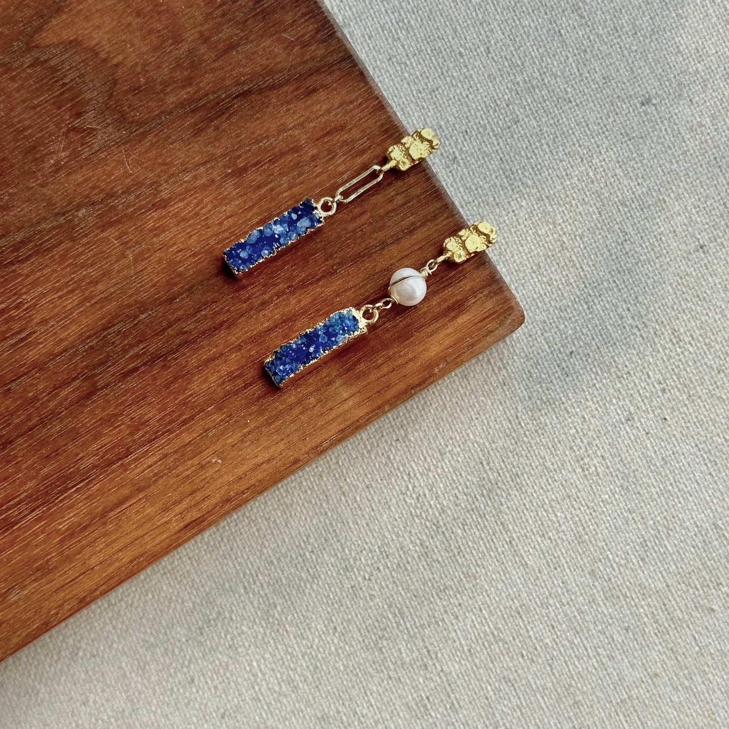 Blue Druzy And Freshwater Pearl Asymmetric Gold-plated Earring