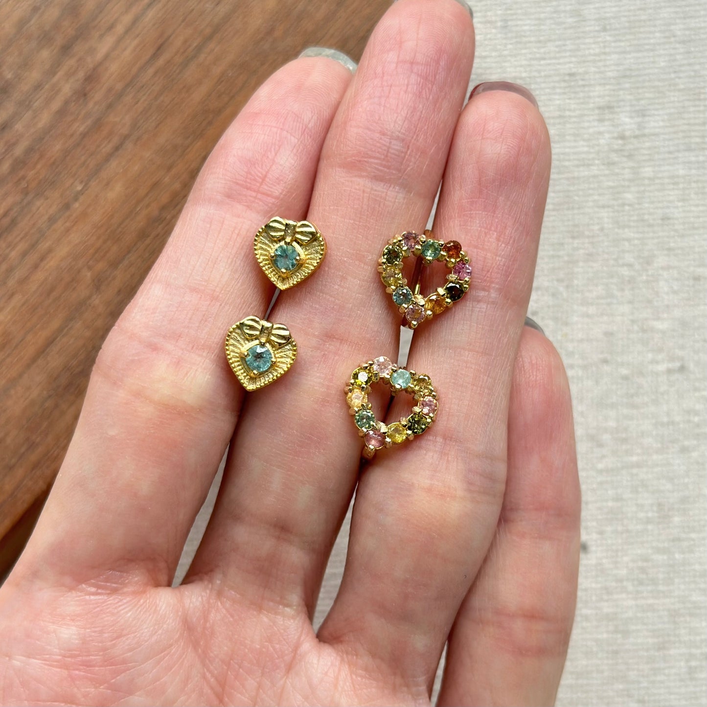 Topaz In Heart Gold-plated Ear Stud