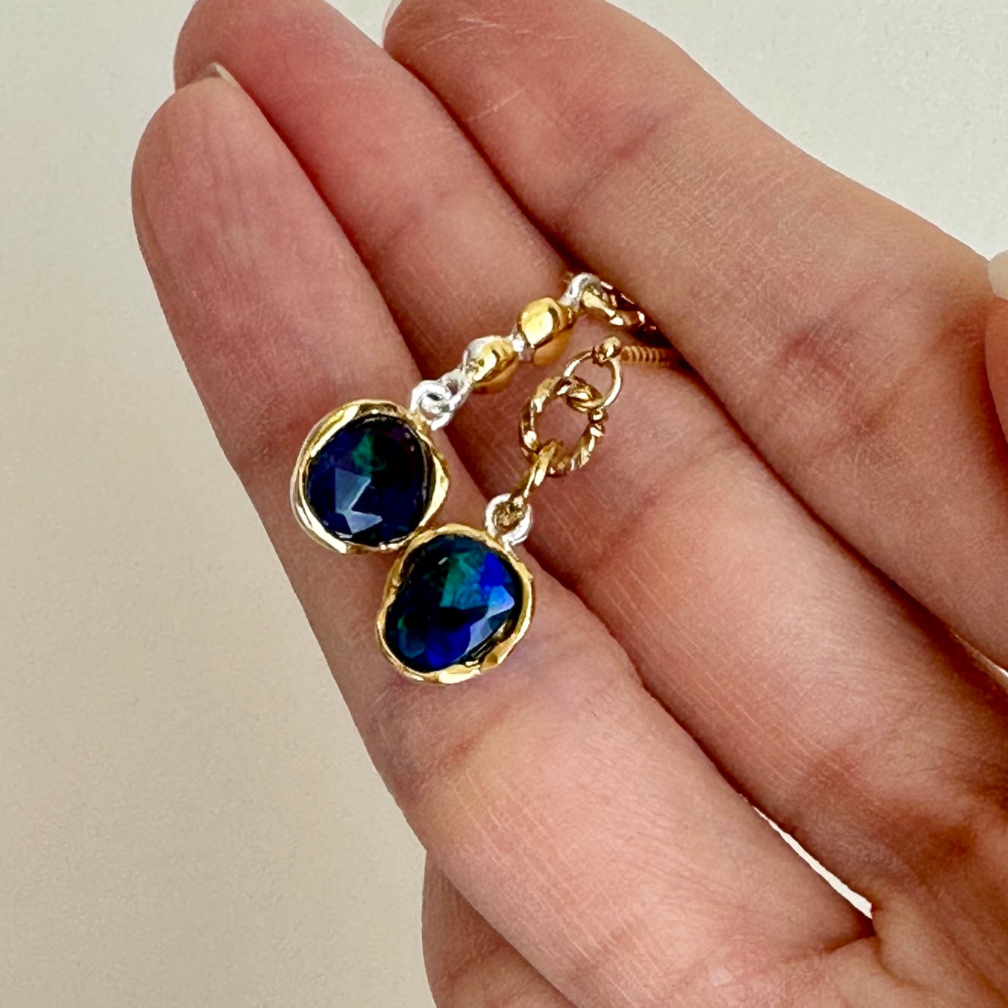 Black Opal Asymmetric Gold-plated Earring