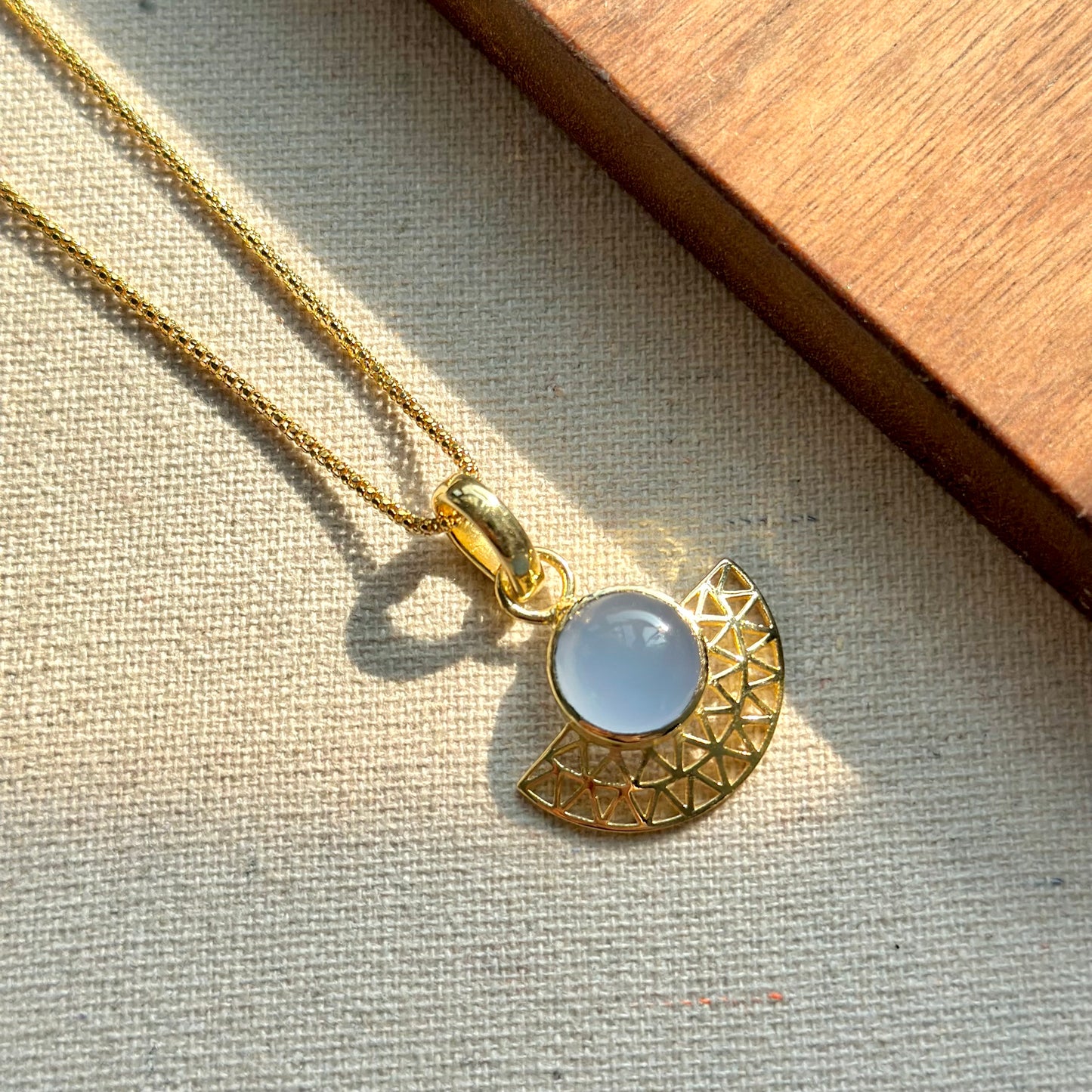 Blue Chalcedony Robe Chain Long Gold-plated Necklace