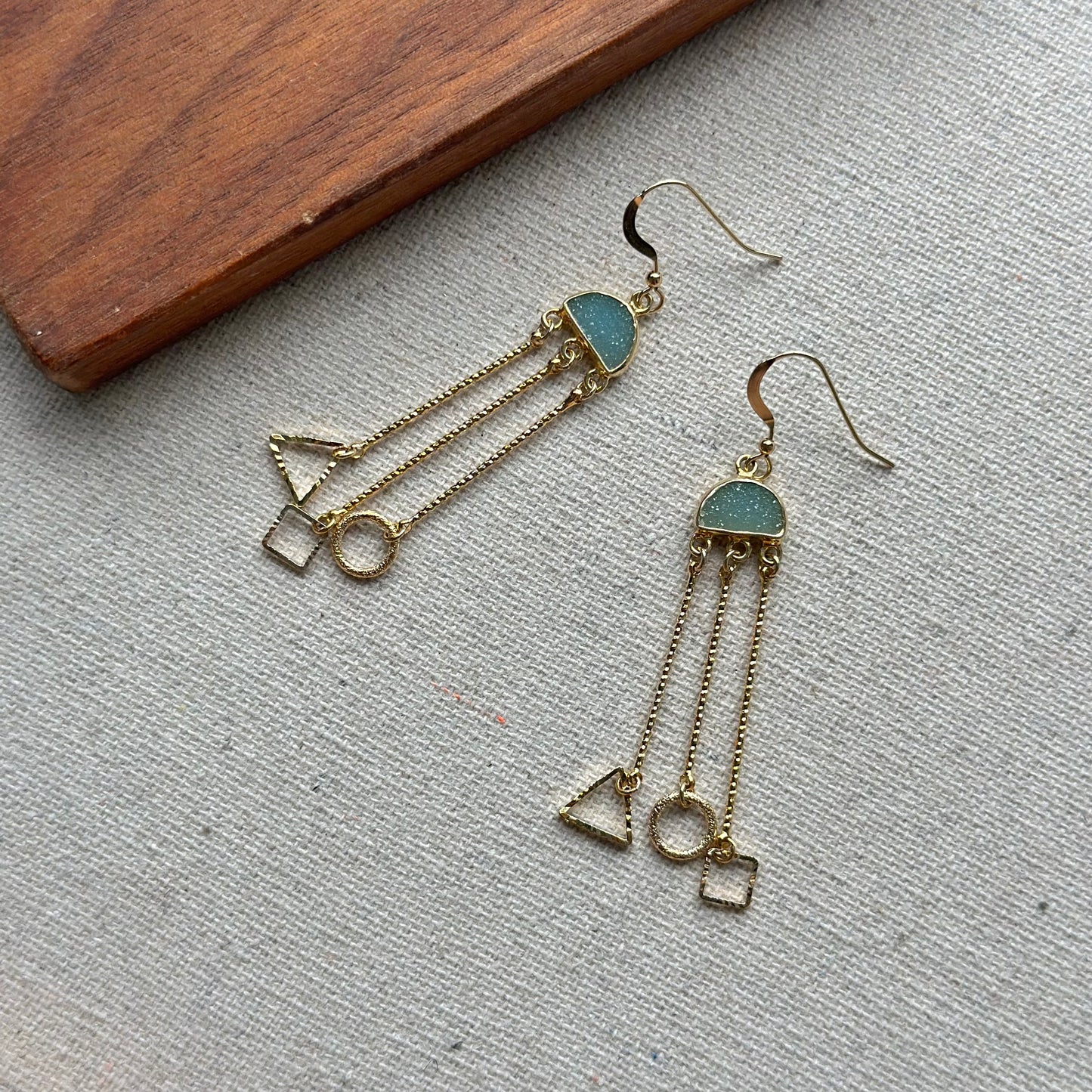 Druzy Geometric Mix Dangling Gold-plated Earring