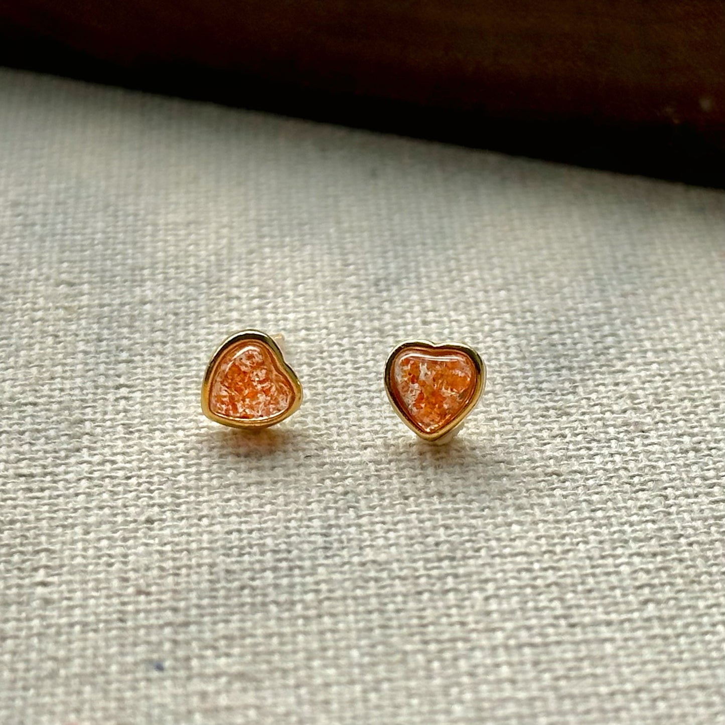 Sunstone Heart Gold-plated Ear Stud