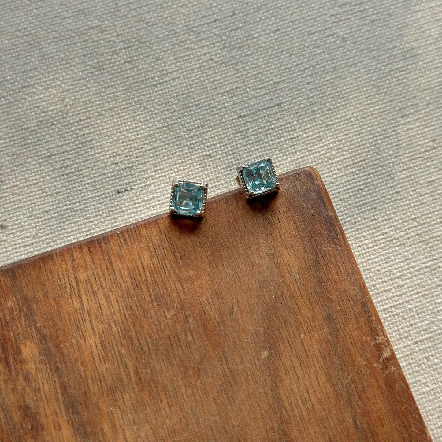 Topaz Square-shaped Sterling Silver Ear Stud