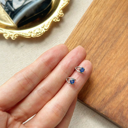 Blue Sapphire Cutout Sterling Silver Ear Stud