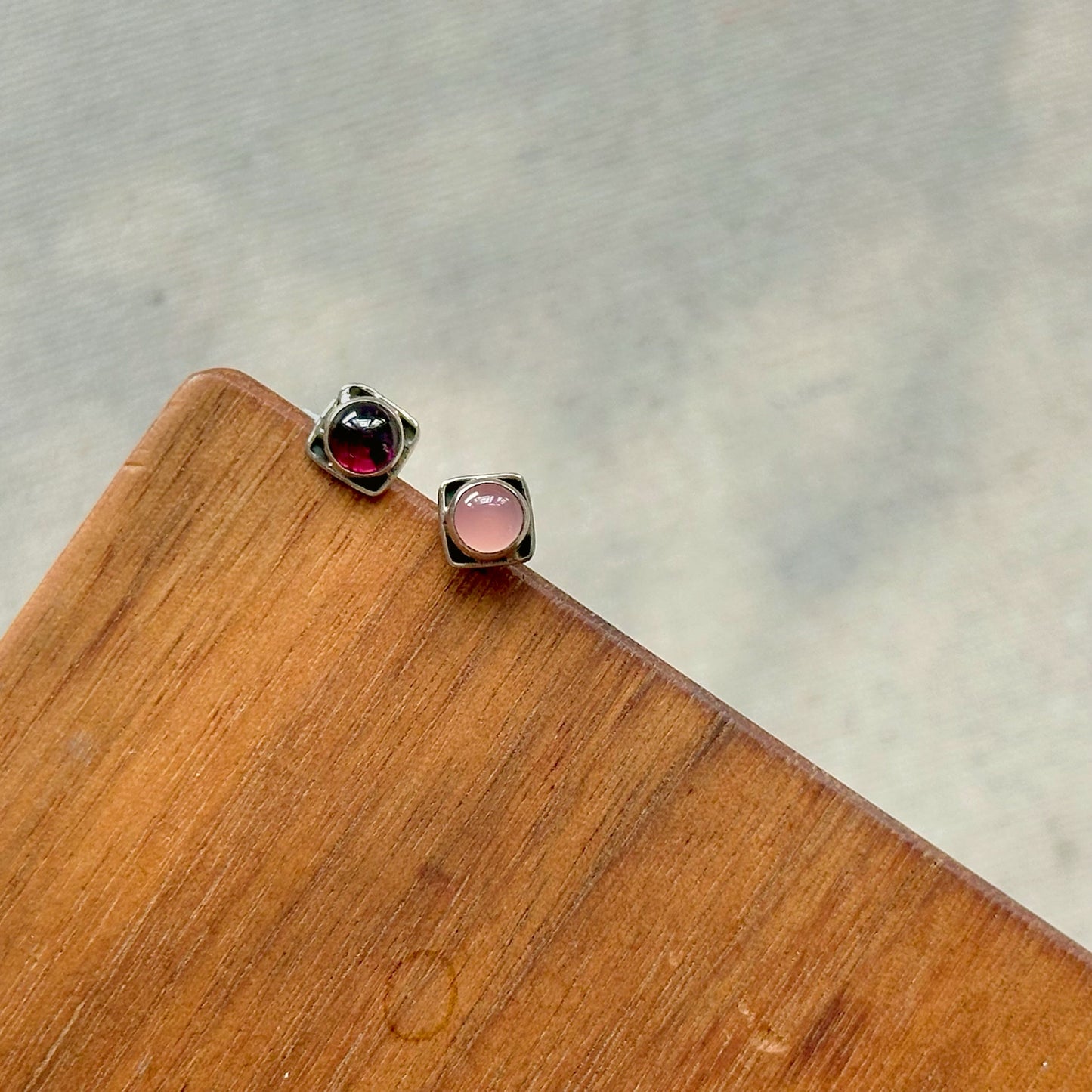 Garnet Mixed Rose Quartz Sterling Silver Ear Stud