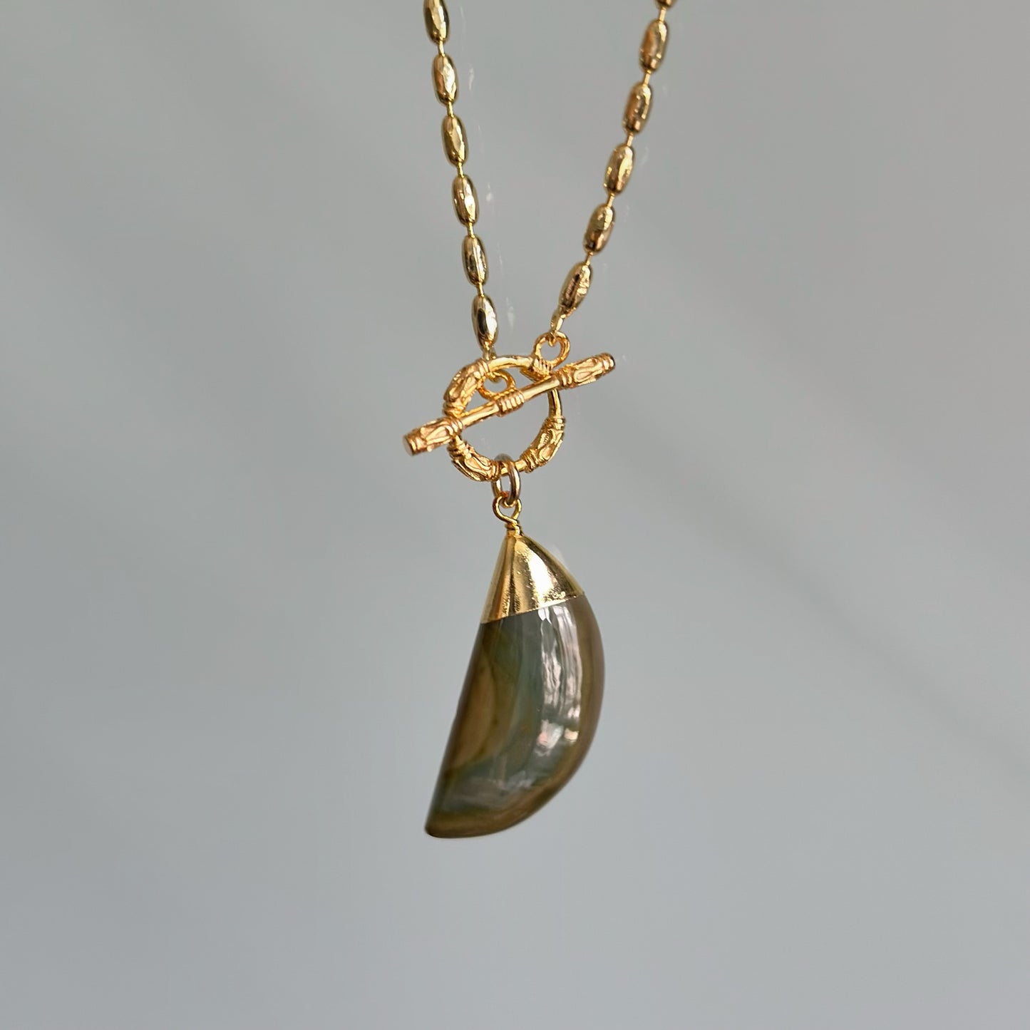 Jasper Hoop Toggle Gold-plated Necklace