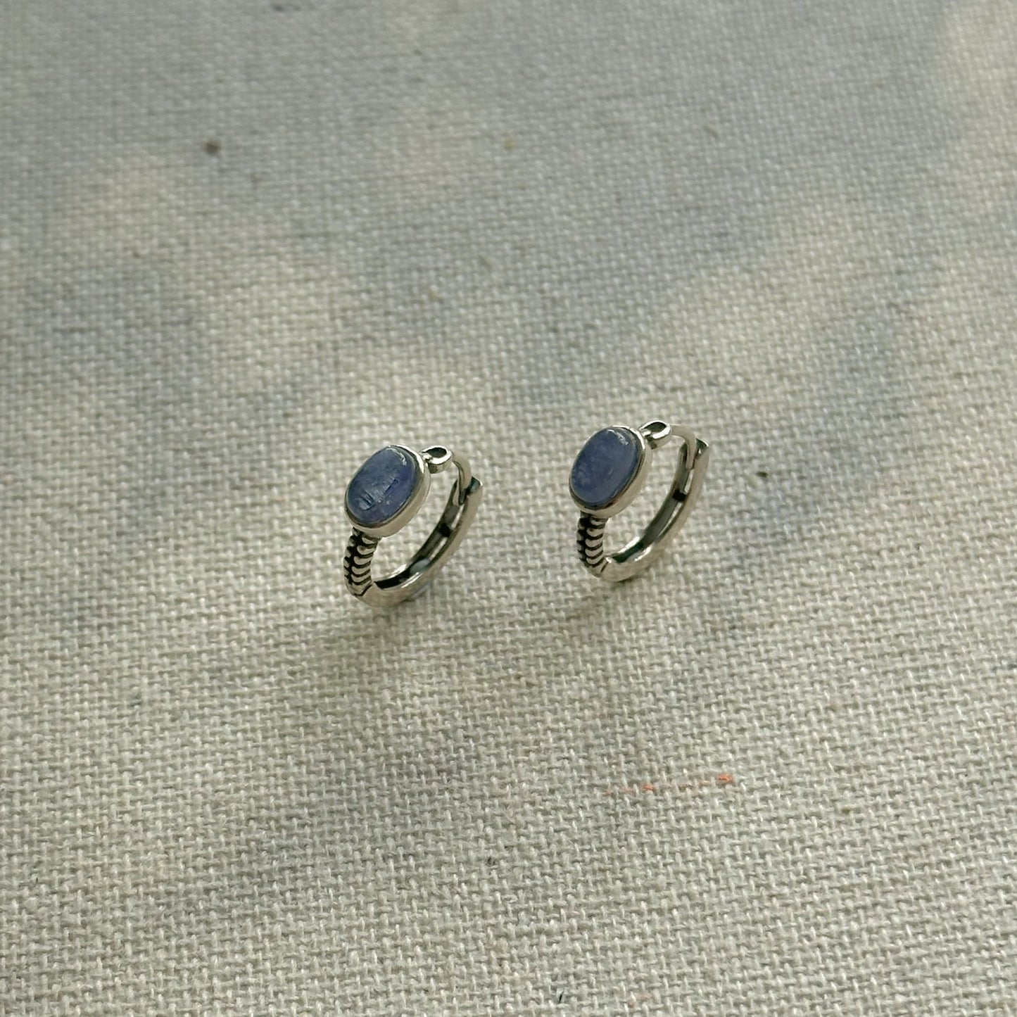 Tanzanite Oval-shaped Cabochon Sterling Siver Ear Hoop