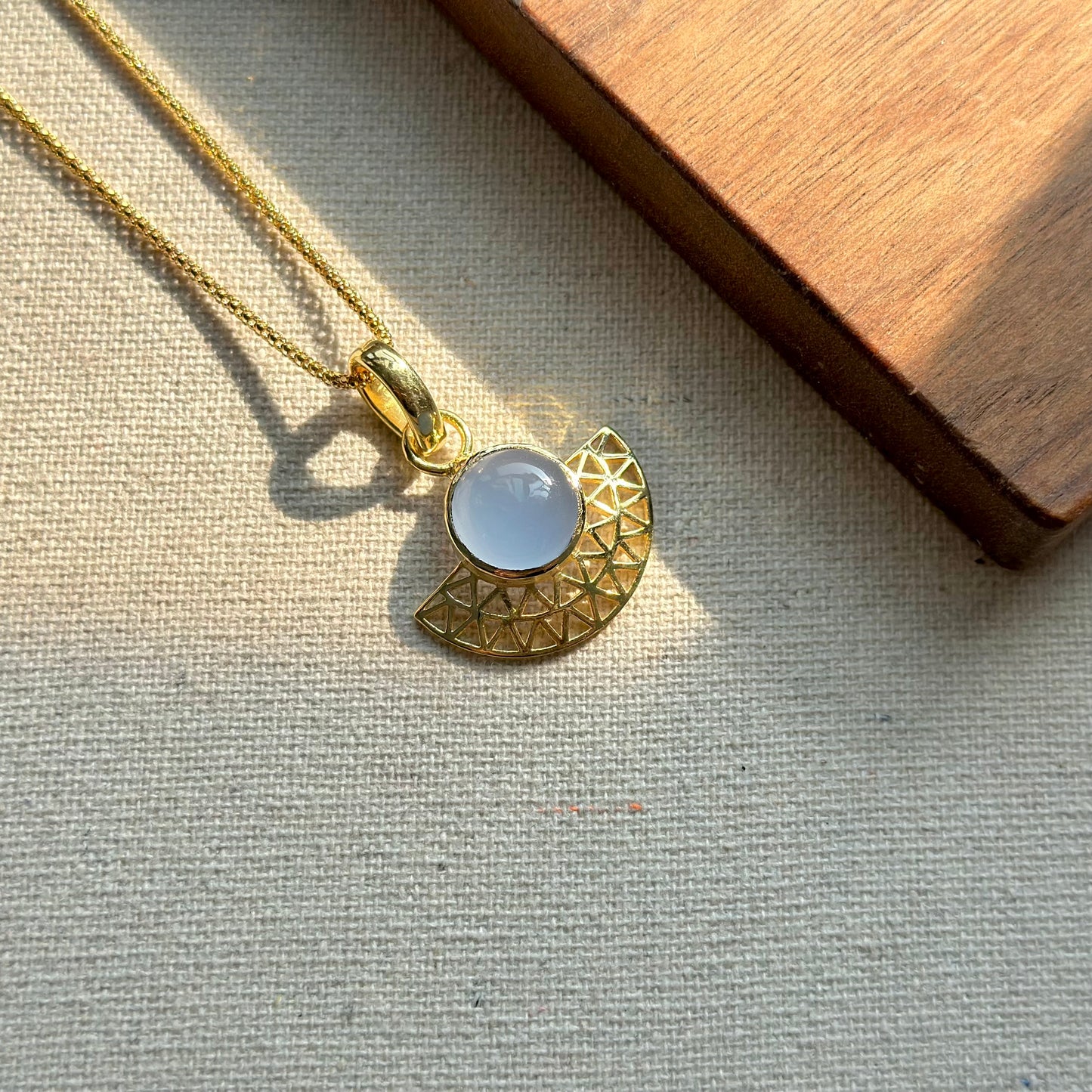 Blue Chalcedony Robe Chain Long Gold-plated Necklace