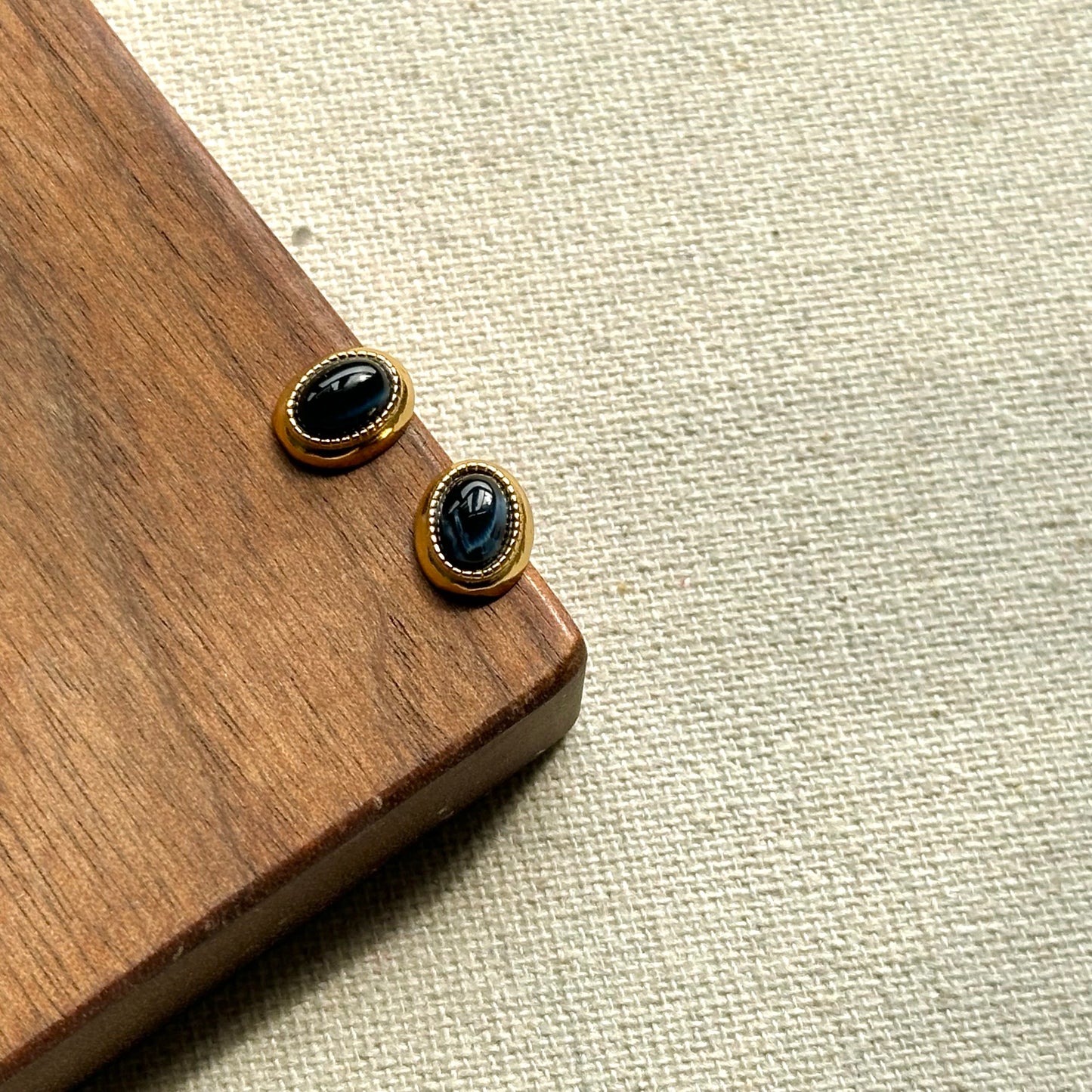 Pietersite Cabochon Gold-plated Ear Stud