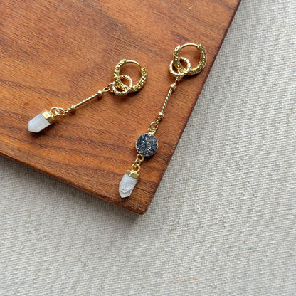 Moonstone And Black Druzy Two-way Gold-plated Ear Hoop