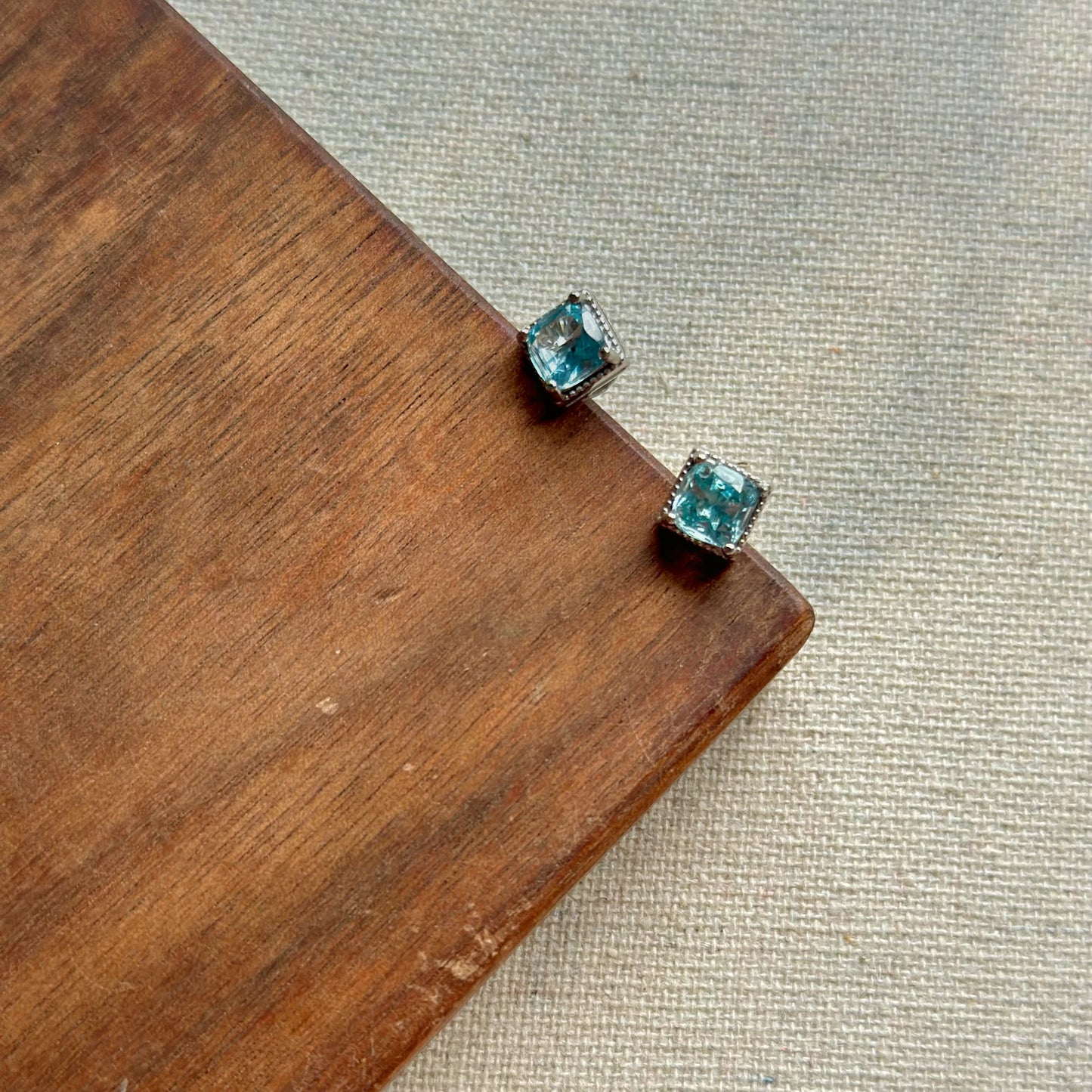 Topaz Square-shaped Sterling Silver Ear Stud