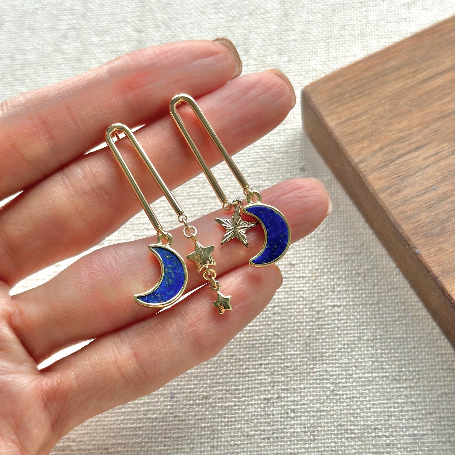 Lapis Moon U-shaped Gold-plated Earring