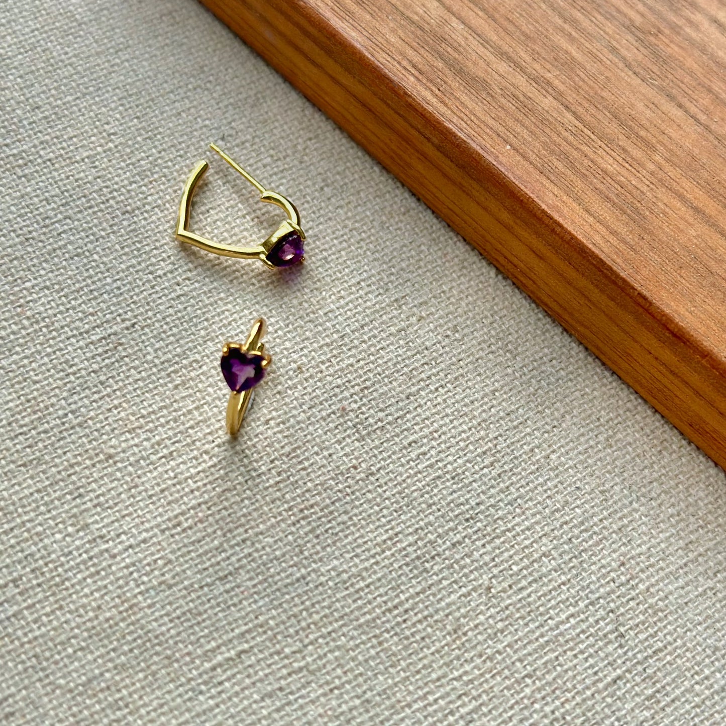 Amethyst Heart Gold-plated Sterlng Ear Hoop