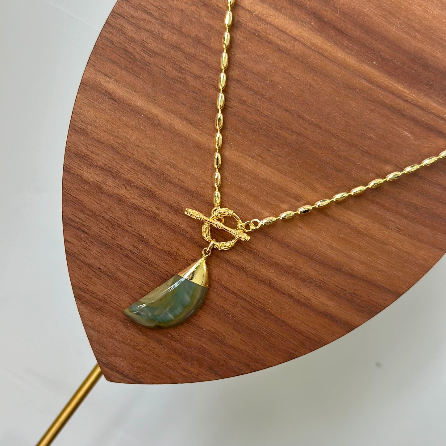 Jasper Hoop Toggle Gold-plated Necklace